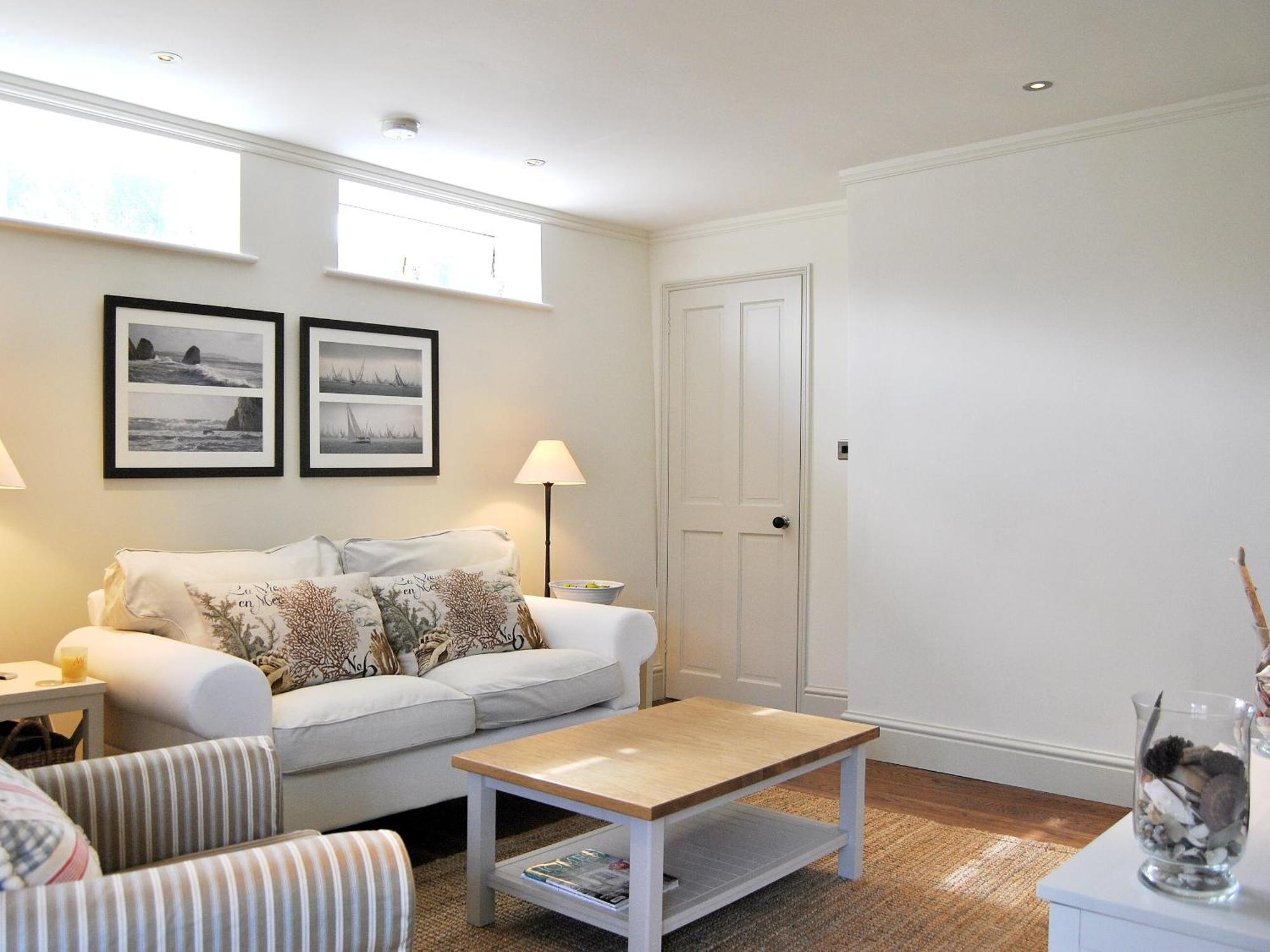 Solent Cottage - Pqqu Yarmouth  Bagian luar foto