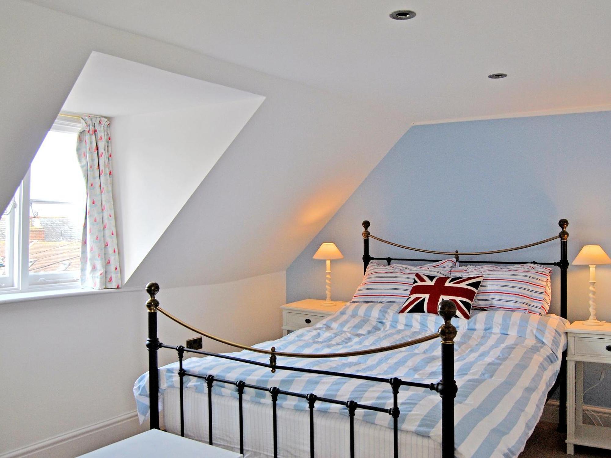 Solent Cottage - Pqqu Yarmouth  Bagian luar foto